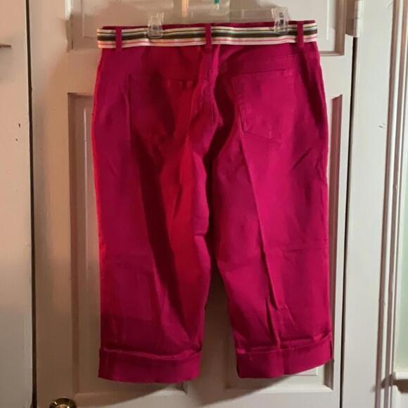 🍁Gloria Vanderbilt pink capris with belt, size 16 NWOT - Picture 10 of 10